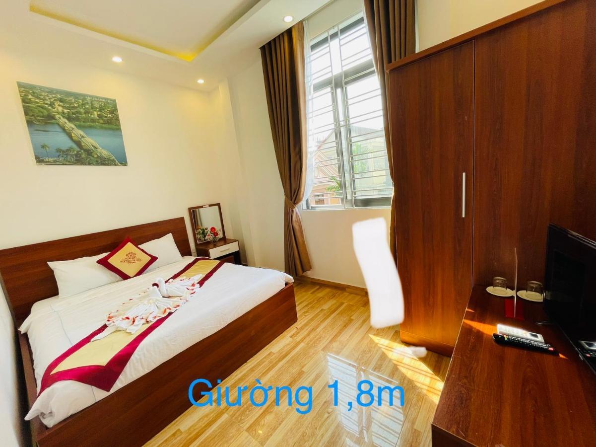 Sapphire Hotel Hue Bagian luar foto