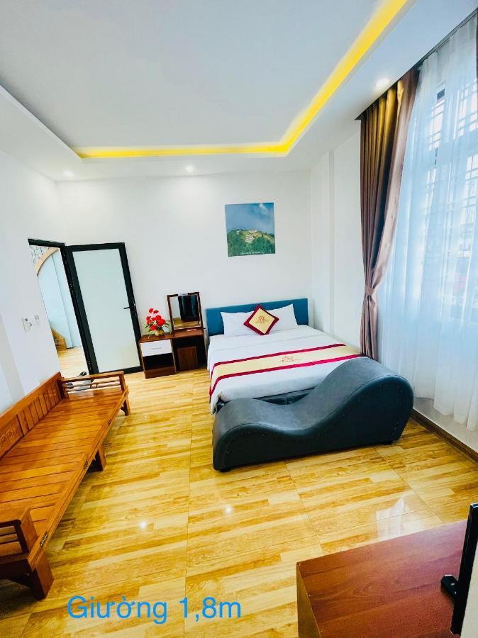 Sapphire Hotel Hue Bagian luar foto