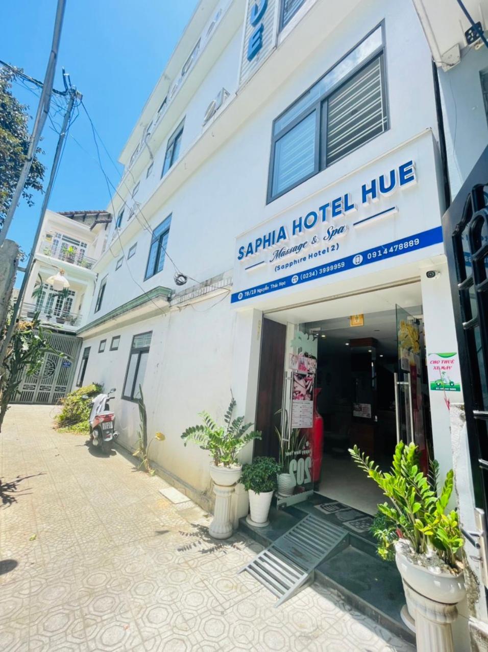Sapphire Hotel Hue Bagian luar foto